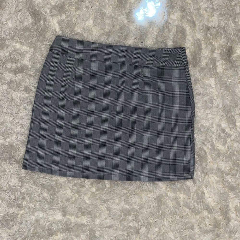 Pinstripe skirt that’s never been worn